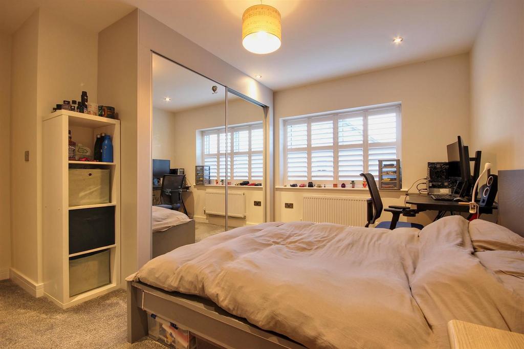 Bedroom 2 (rear)