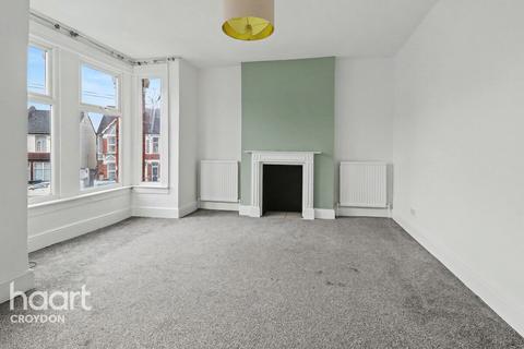2 bedroom flat to rent, Whitehall Road, THORNTON HEATH