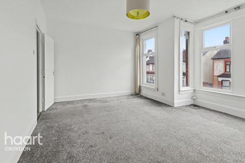 2 bedroom flat to rent, Whitehall Road, THORNTON HEATH