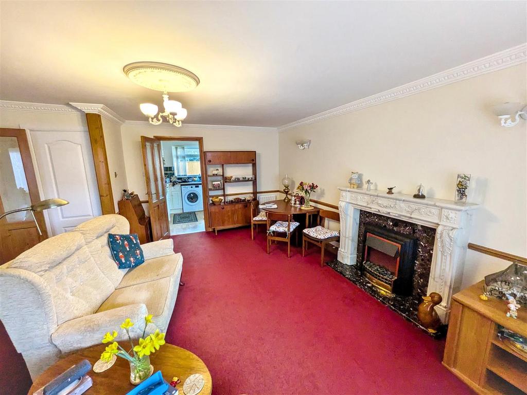 Living room new.jpg