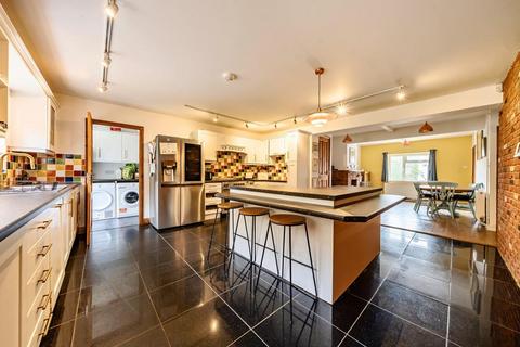 4 bedroom semi-detached house for sale, Hook Norton,  Oxfordshire,  OX15