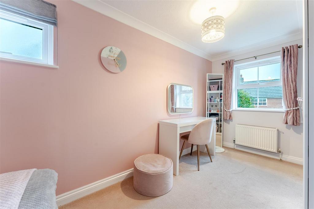 14 Moorside Yatton BS49 4 RL30.jpg