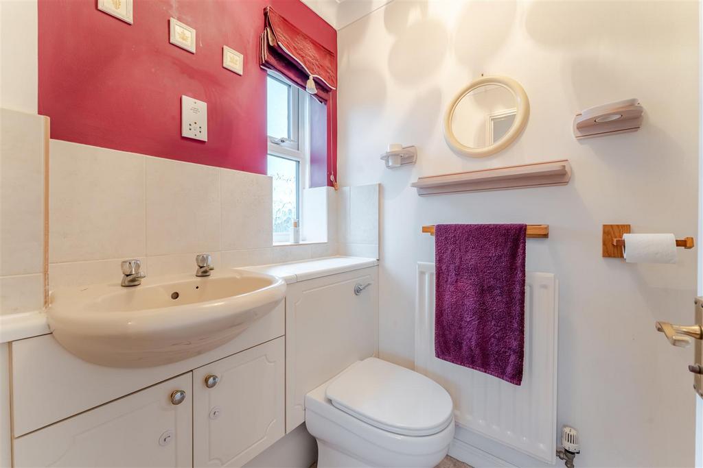 14 Moorside Yatton BS49 4 RL44.jpg
