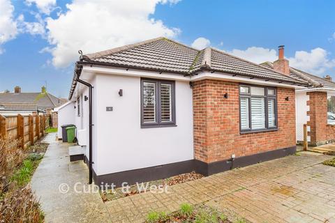 3 bedroom bungalow for sale, Fairlea Road, Emsworth, Hampshire