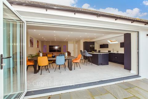 undefined, Fairlea Road, Emsworth, Hampshire