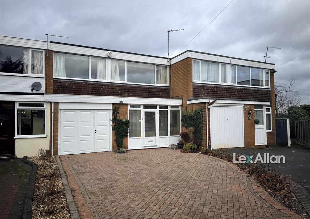 Redhill Close Stourbridge 2.jpg