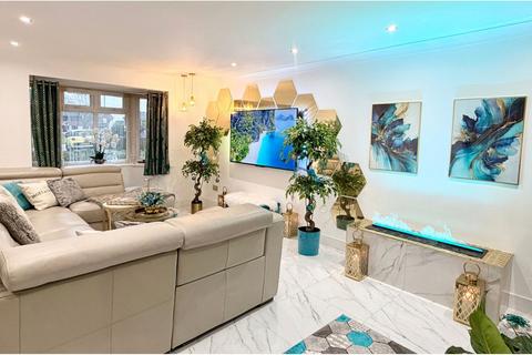 undefined, Tealham Drive, Cardiff, CF3