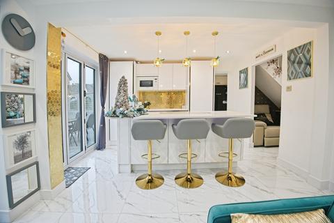 undefined, Tealham Drive, Cardiff, CF3