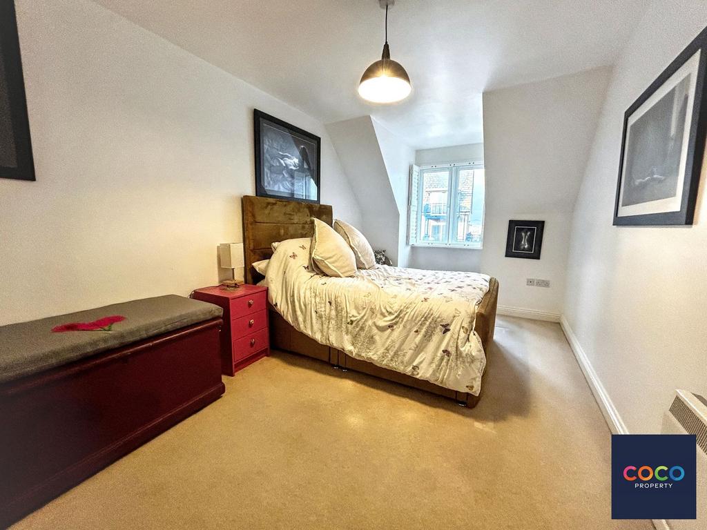 Main Bedroom