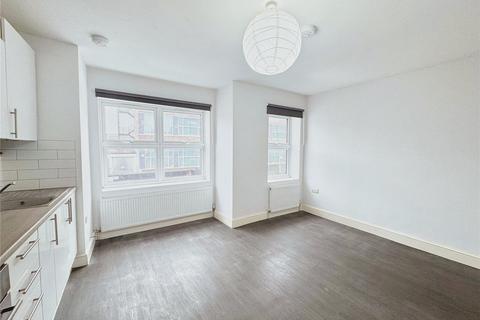 2 bedroom flat to rent, Fulbourne Road, Walthamstow E17