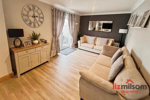 undefined, Lamplight Way, Swadlincote DE11