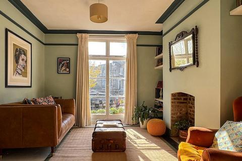 undefined, Walcot Square, Kennington, London, SE11
