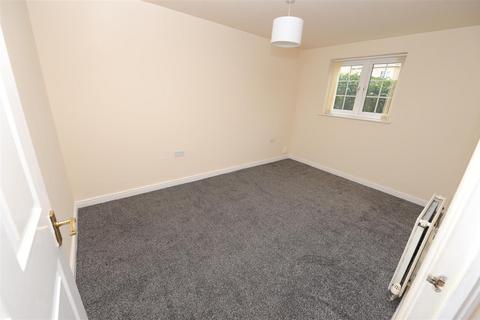 2 bedroom apartment for sale, Loxley Close, Eccleshill, Bradford