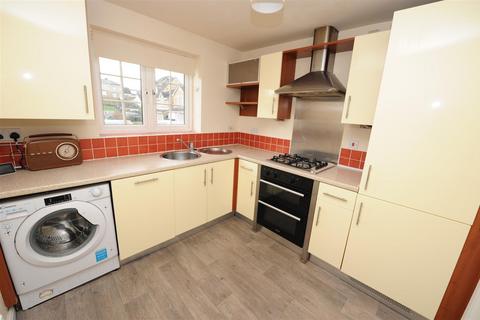 2 bedroom apartment for sale, Loxley Close, Eccleshill, Bradford