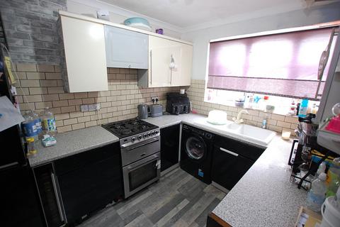 3 bedroom semi-detached house for sale, Stoneyfield, Greater Manchester SK15