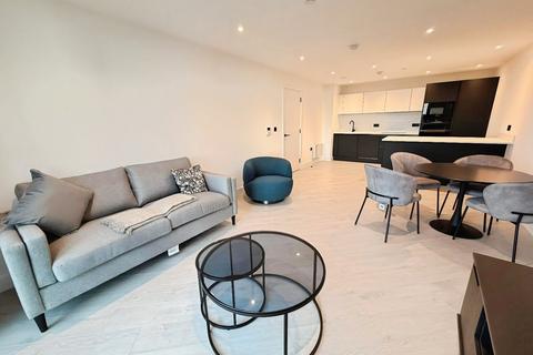 Vista River Gardens, 1 Trinity Way, Manchester, M3
