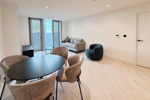 2 bedroom flat to rent, Vista River Gardens, 1 Trinity Way, Manchester, M3
