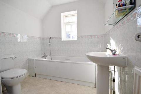 4 bedroom detached house for sale, Jarvis Drive, Reading RG10