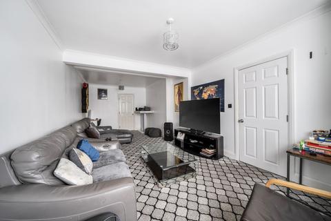 4 bedroom house for sale, cranford drive, hayes, UB3