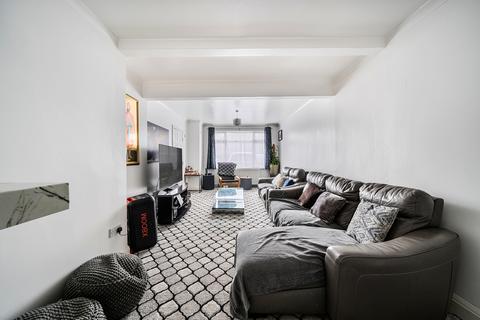 4 bedroom house for sale, cranford drive, hayes, UB3