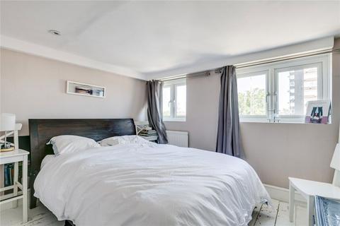 1 bedroom flat to rent, St Stephens Gardens, London W2