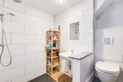 1 bedroom flat to rent, St Stephens Gardens, London W2