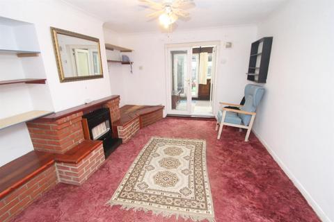 3 bedroom semi-detached house for sale, West Walk, Maidstone