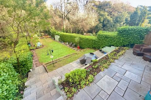 3 bedroom flat for sale, Watcombe Beach Road, Torquay