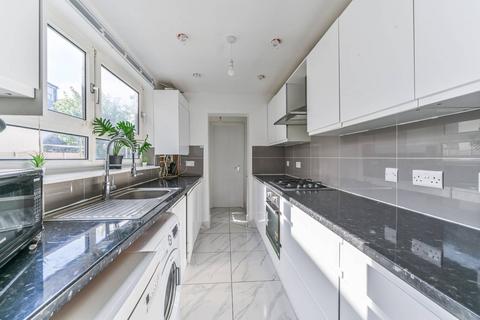 undefined, Portland Road, Kingston, Kingston upon Thames, KT1