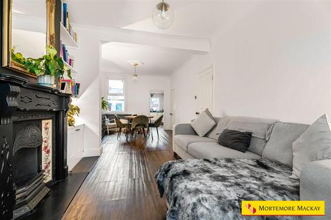 4 bedroom end of terrace house for sale, Seaford Road, Enfield