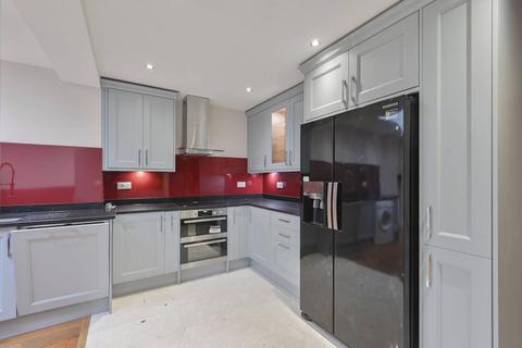 4 bedroom house to rent, Daffodil Street, Shepherd's Bush, London, W12
