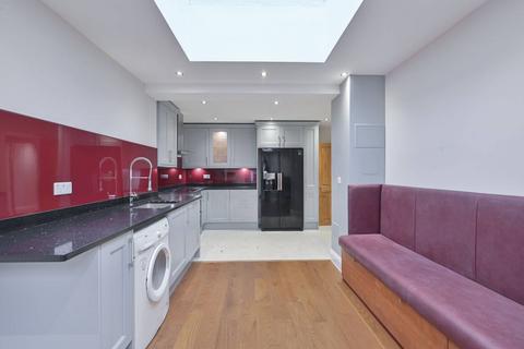 4 bedroom house to rent, Daffodil Street, Shepherd's Bush, London, W12