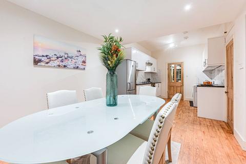 3 bedroom house for sale, Abdale Road, Shepherd's Bush, London, W12