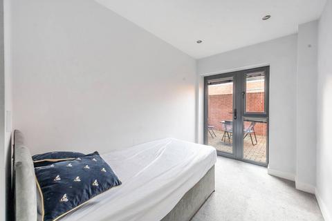2 bedroom flat to rent, Elm Park, Stanmore, HA7