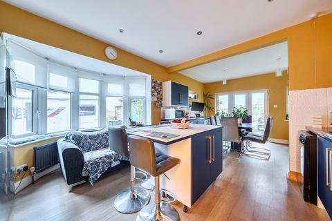 4 bedroom chalet for sale, Tothill Street, Ramsgate CT12