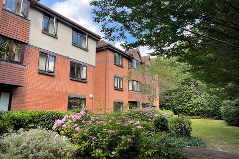 White Rose Lane, Woking GU22