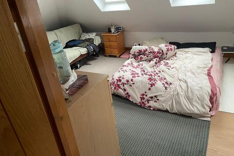 1 bedroom in a house share to rent, Room 1, Luton LU4