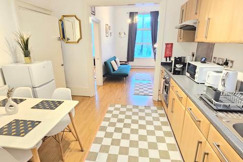 1 bedroom flat to rent, Camden Road, London NW1