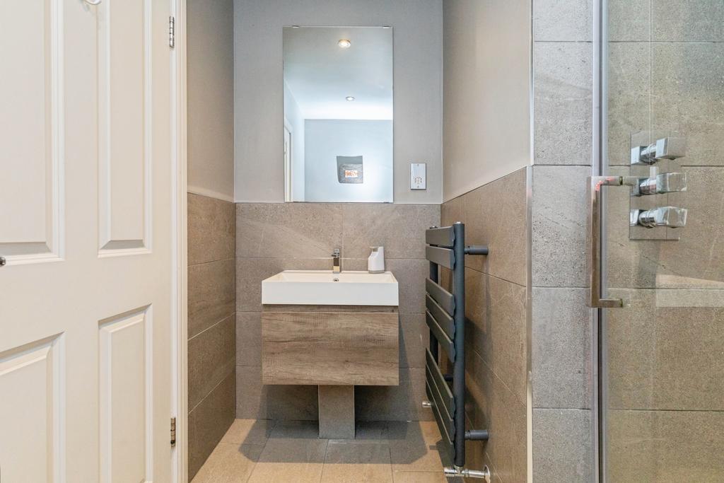 Master En-suite