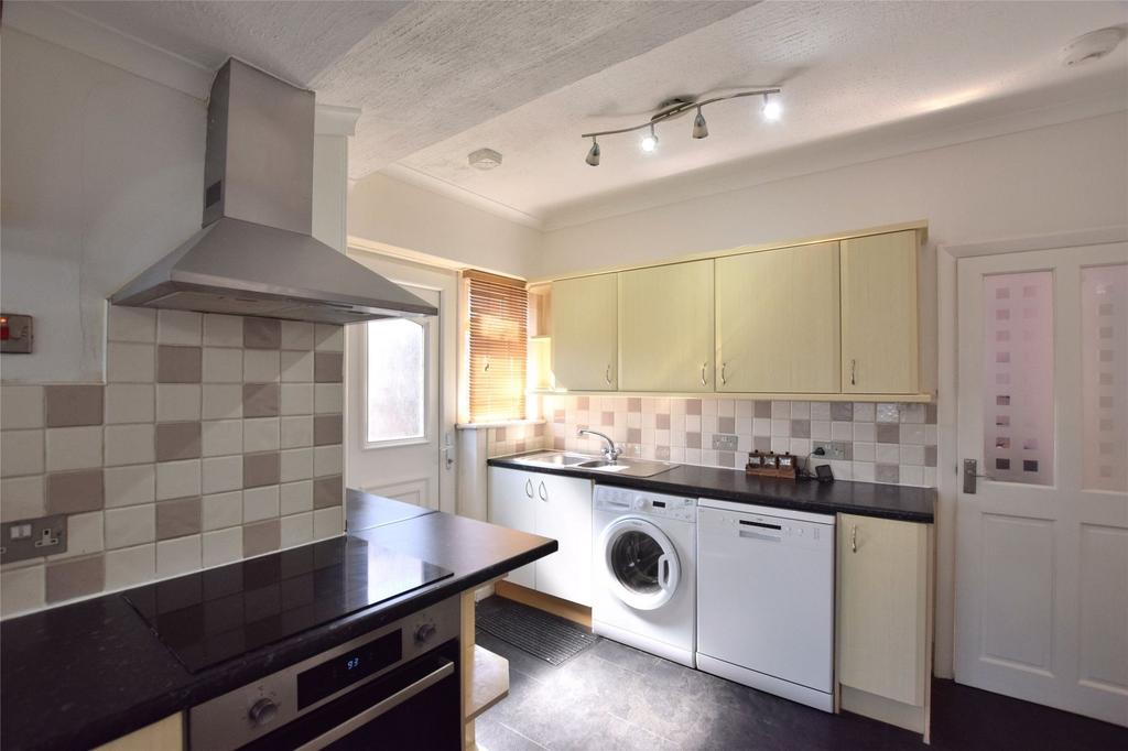 Dining kitchen