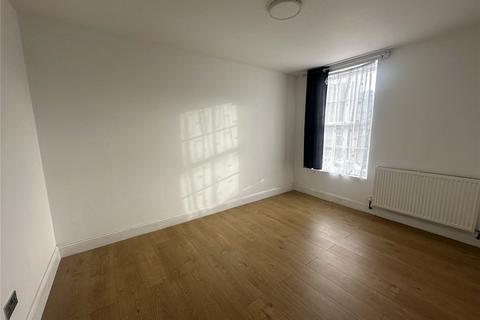 2 bedroom flat to rent, Commercial Road, Suffolk NR32