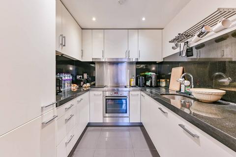 1 bedroom flat for sale, New Providence Wharf, E14, Canary Wharf, London, E14