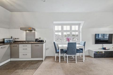 2 bedroom flat for sale, Limeburners Drive, Rochester ME2