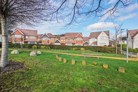 2 bedroom flat for sale, Limeburners Drive, Rochester ME2