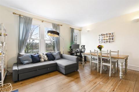 3 bedroom terraced house to rent, Birdhurst Road, Wandsworth, London, SW18
