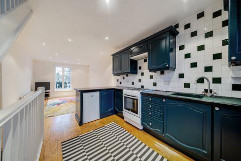 2 bedroom flat to rent, Tranquil Vale, London, London, SE3