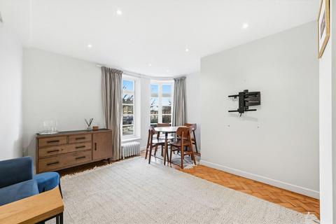 2 bedroom maisonette to rent, Shepherds Bush Road, London, W6