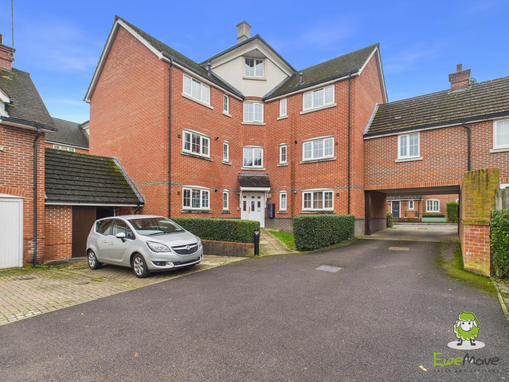 Ewe Move Estate Agents Basingstoke - Front
