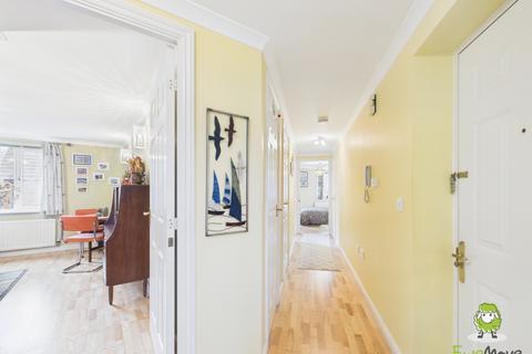 undefined, Elvetham Rise, Chineham, Basingstoke, Hampshire, RG24