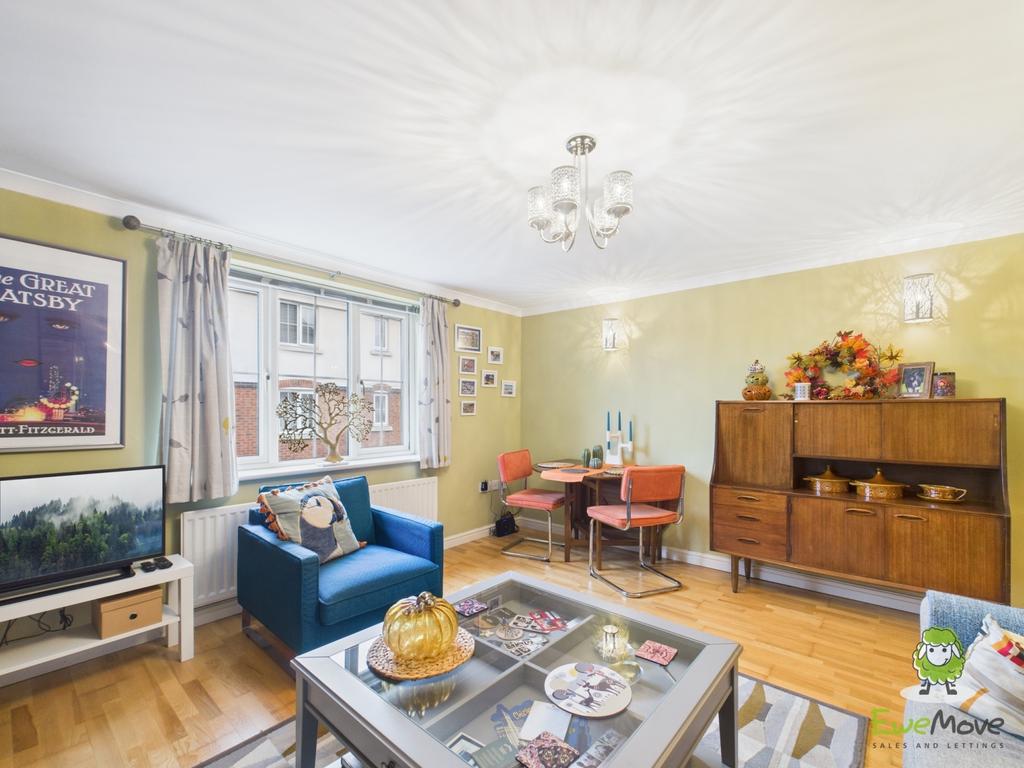 Ewe Move Estate Agents Basingstoke - Lounge Diner